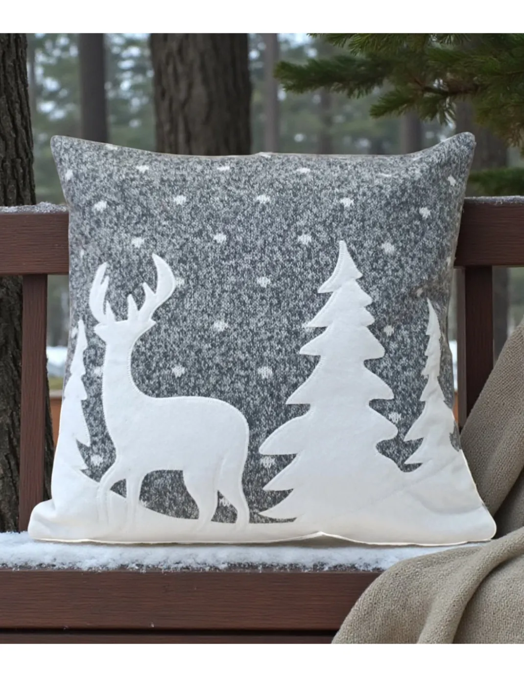 Federa Cuscino Arredo Invernale Cervo e Neve 40x40 cm - Stile Tirolese Grigio Bianco - Made in Italy