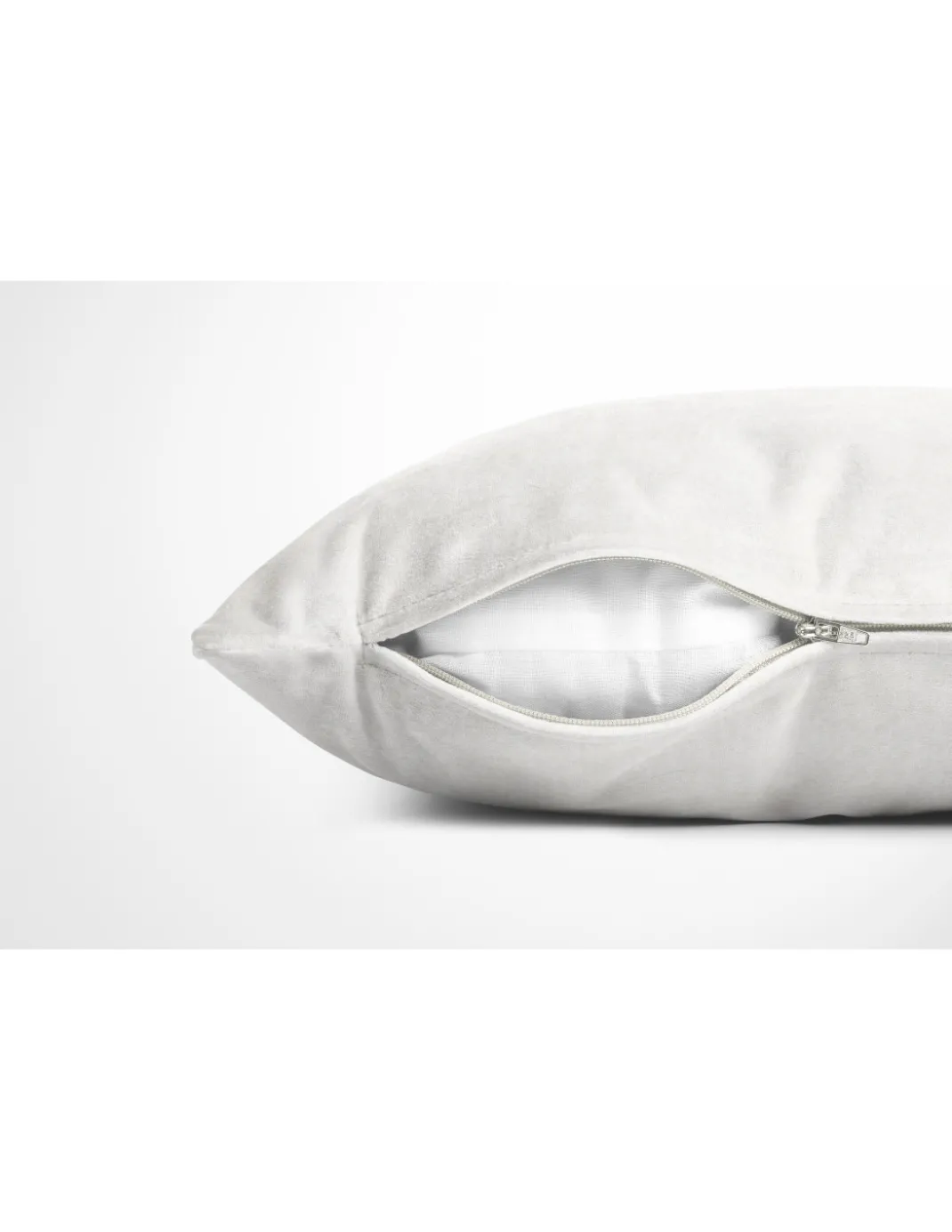 Federe per Cuscino ARREDO VELVET BIANCO in Morbido tessuto Vellutato Antimacchia cm. 40 - 50 - 60 Made in Italy